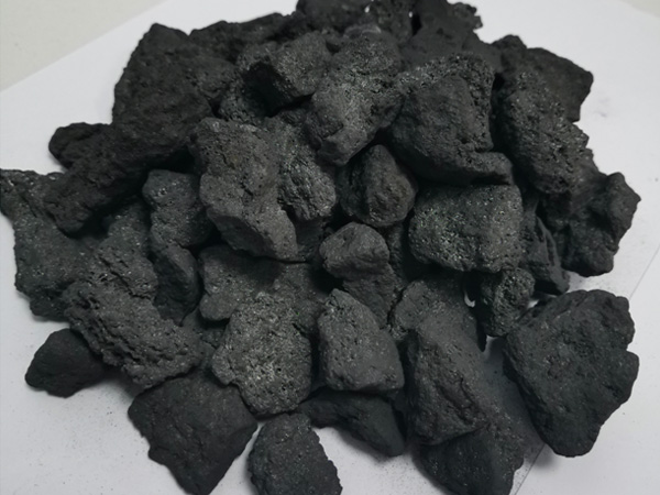 What are the factors that affect the thermal strength of coke